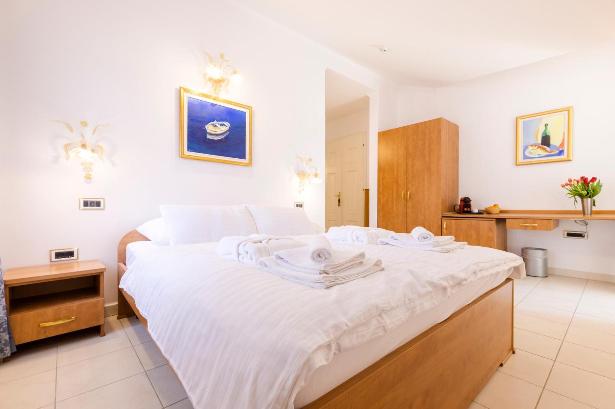 Villa Cassia Mali Lošinj Eksteriør bilde